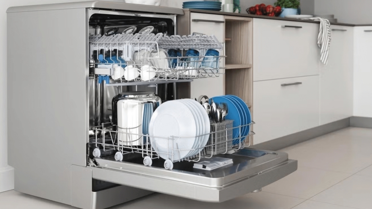Can Stainless Steel Go in the Dishwasher?