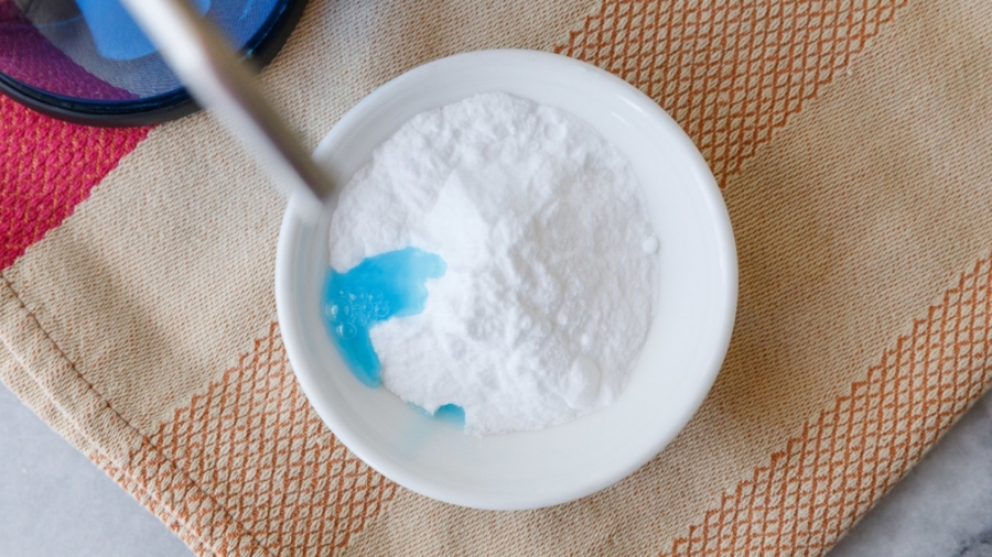 This 4-Ingredient Homemade Dishwasher Detergent Will Make Every Load Sparkle
